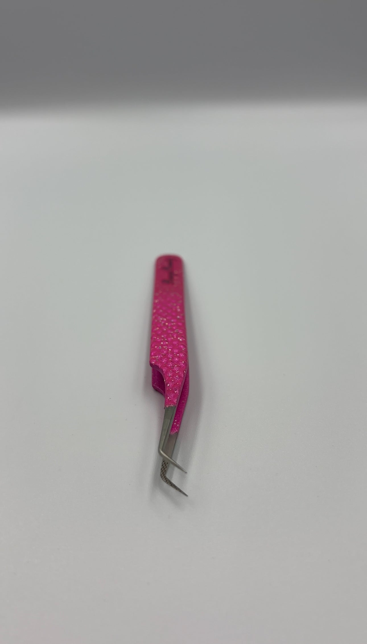 Tweezers